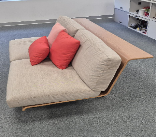 Sillón Pequeño con Cojines